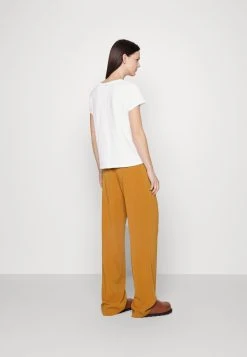 Boss Eslenza - Basic T-Shirt - White -Boss Shop 0fd5498bf0d14176aaf1d7837f22810d