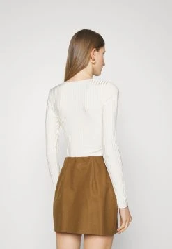 Boss Eruna - Long Sleeved Top - Open White -Boss Shop 3acfb61b456542e68cd57e43f6c37d00