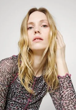 Boss Emeela - Long Sleeved Top - Open Miscellaneous 13 Boss Emeela - Long Sleeved Top - Open Miscellaneous -Boss Shop 46f00af2511145628fa8004df7517851