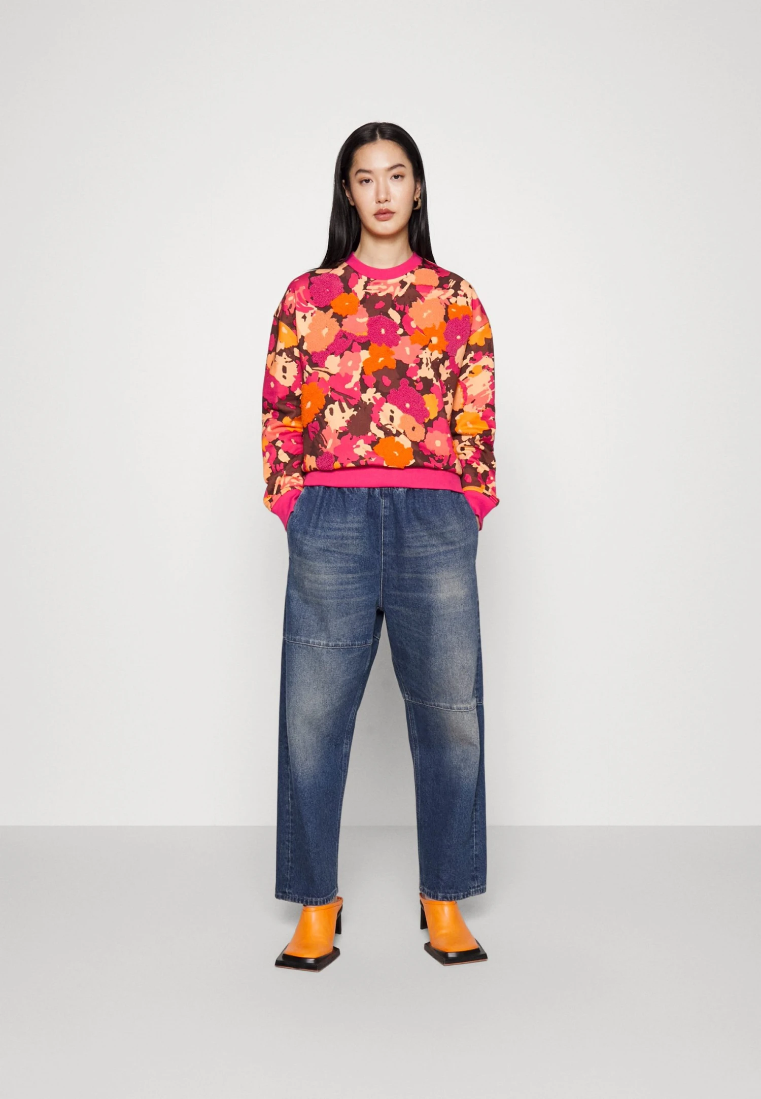 Boss Sweatshirt - Open Miscellaneous 4 Boss Sweatshirt - Open Miscellaneous - Image 2