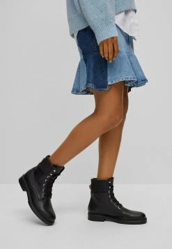 Boss Vanity - Lace-Up Ankle Boots - Black One