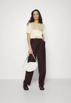 Boss Esandy - Basic T-Shirt - Open Yellow 9 Boss Esandy - Basic T-Shirt - Open Yellow -Boss Shop ad16b772b4d94ab2beabc0dc255de996