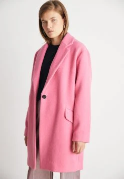 Boss Short Coat - Medium Pink