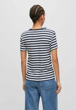Boss C Esla Striped - Print T-Shirt - Patterned Thirtytwo -Boss Shop d18eb0ffc9544db89e20981bbb4e55b3