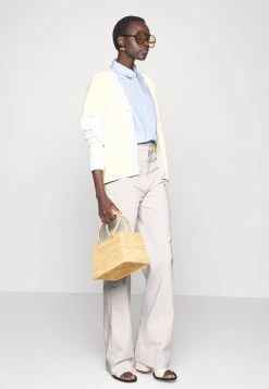 Boss Modern Wide - Flared Jeans -Boss Shop d3e96a5afada44ffb029274bf8076bce