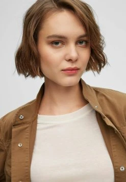 Boss Long Sleeved Top - Natural Eighteen -Boss Shop f1e35e52e94c4e3997fe278292590c63